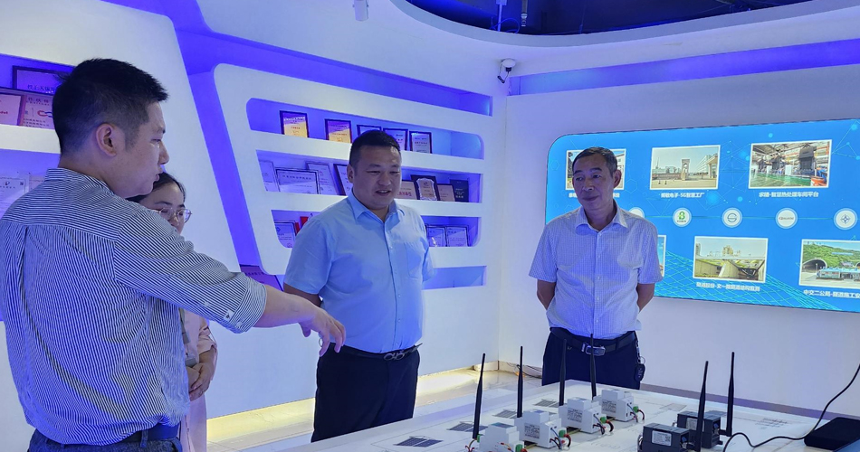 客戶來訪| 易剛高科領(lǐng)導(dǎo)來訪漫途科技